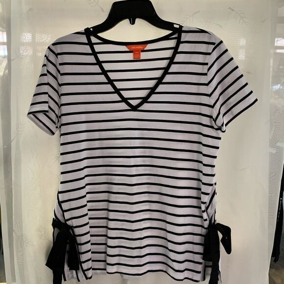 Joe fresh blouse/t-shirt white black stripes med - Picture 1 of 7